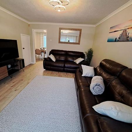 Modern Living In Hull Villa Kingston upon Hull Exterior photo
